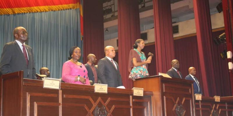 RDC : Plus de 250 députés dont une centaine du FCC ont déjà signé la pétition contre le bureau Mabunda.