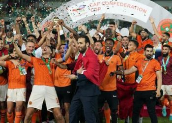 Football/ CAF C2: Flora Ibenge et RS Berkane s’imposent devant Orlando Pirates et remportent la Coupe