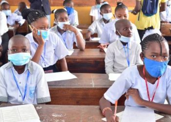 RDC /Report des épreuves nationales : commentaires des finalistes  du primaire et  secondaire