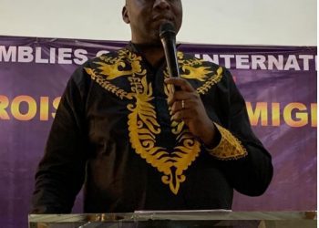 10ème anniversaire de l’église A.o.G.I Le Lumignon. “Que chacun apporte sa main d’association pour la construction de cette édifice”/Rév.BWRIRA.