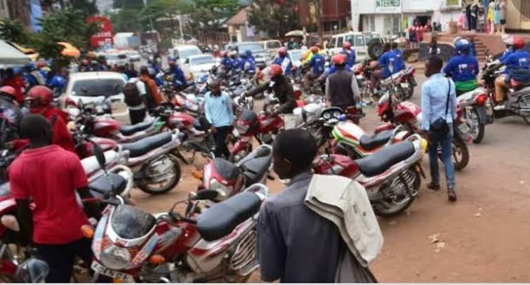 Sud-Kivu/Bukavu: Les motocyclistes interdit de circuler sur l’avenue boulevard Patrice Emery Lumumba, l’AJREC salue la décision