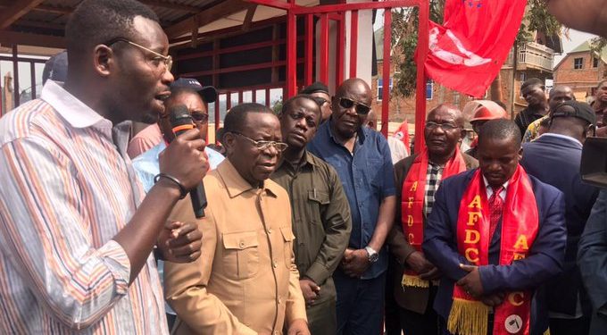 Sud-Kivu : le président du sénat Modeste Bahati est un modèle à suivre “bénéficiaires de ses œuvres”