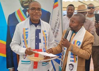 Sud-Kivu : le gouverneur Théo Ngwabidje quitte l’AFDC-A qui l’avait porté à la tête de la province pour l’UDPS Tshisekedi