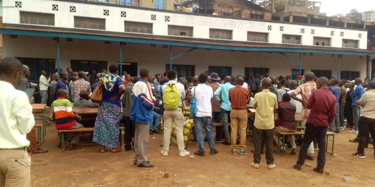 Grand-Kivu et Katanga : les enseignants  des écoles primaires et secondaires  comptent entamer un mouvement de grève