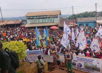 Mwenga/Kamituga: la population organise une marche pacifique pour soutenir les FARDC