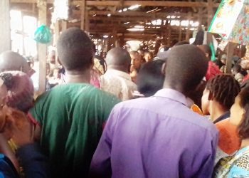 Bukavu : des vendeurs du marché Beach Muhanzi présentent leur ras-le-bol au comité réélu