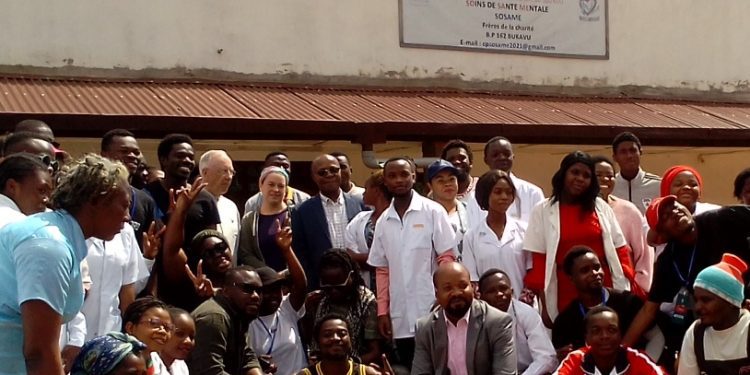 Bukavu : le groupe Festival « Zéro Polémik » assiste les patients du centre psychiatrique SOSAME