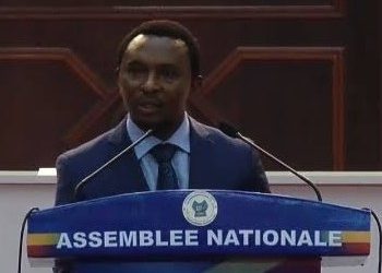 RDC: le député national Mastaki Namegabe Justin plaide pour l’amélioration des conditions socio-économiques des Professionnels de la santé du Sud-Kivu