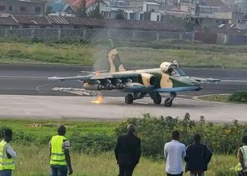 Attaque d’un avion de chasse congolais par l’armée rwandaise : Cela est considéré comme action délibérée d’agression qui équivaut à un acte de guerre  (Patrick Muyaya)