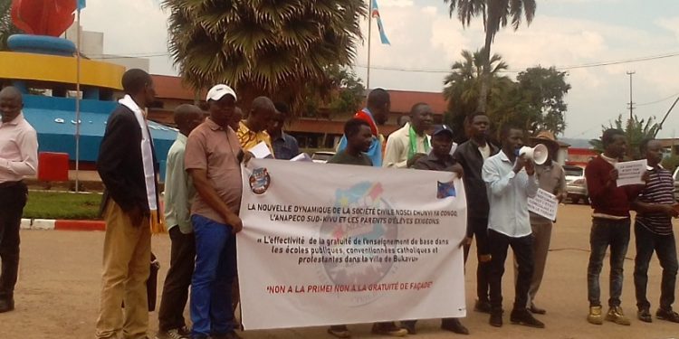EPST/Sud-Kivu : les écoles conventionnées grèvent, la NDSCI et l’ANAPECO descendent dans la rue