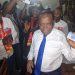 Bukavu: Le président du sénat Modeste  Bahati Lukwebo s’acquitte de son devoir citoyen, en s’enrolant