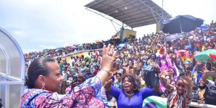 Sud-Kivu :Sans être surpris découvrez maintenant la mission de la première dame honoraire Marie-Olive Lembe Kabila à Bukavu