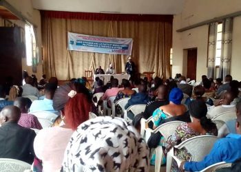 Sud-Kivu : la CENI dénonce l’envahissement anarchique des centres d’enrôlement