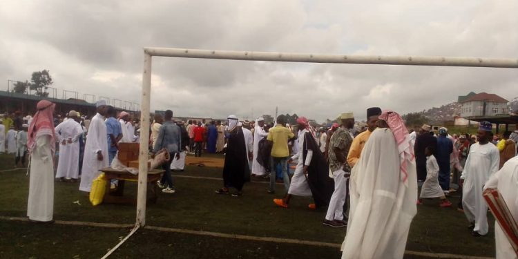 Clôture du mois de ramadan : les musulmans appelés à manger et à boire «hallal» et non «haram»