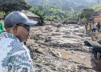 Sud Kivu/Drame humanitaire de Kalehe : la promptitude de Théo NGWABIDJE KASI rassure les sinistrés, One Health Sud Kivu présente pour baliser le plan de contingence.