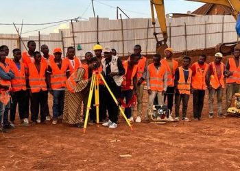 Sud-Kivu: ACRCAM/GFC débute les travaux préparatoires de construction du batiment de l’école maternelle et primaire CAEML/ISP Bukavu