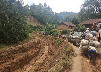 Kalehe: Thaddée Byayuwa plaide pour l’asphaltage de la RN3