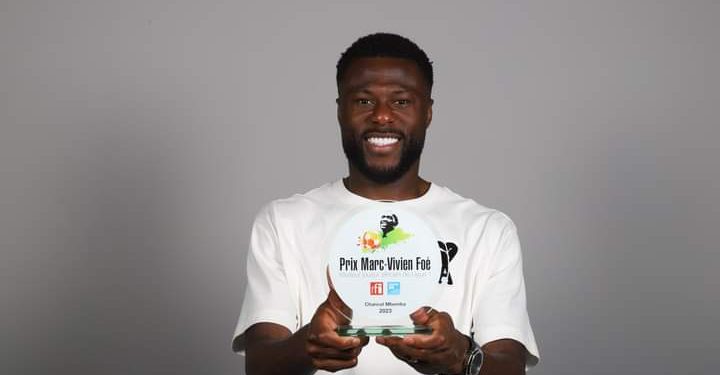Foot/international: Chancel Mbemba premier défenseur congolais à remporté le Prix Marc-Vivier Foé