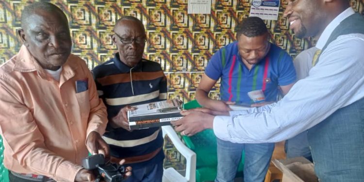 Kalehe : une journée concentrée pour l’honorable sinidje bahole Yves Sangara dans le groupement de Buzi.