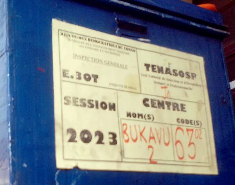 TENASOSP : à Bukavu, un chef d’établissement bouffe l’argent de ses élèves et falsifie les items de l’année passée. Voici les détails