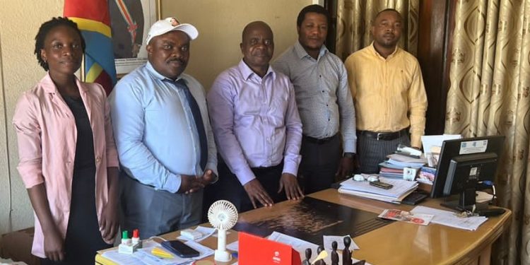 Sud-Kivu: John Cebweru échange avec le ministre des transports Matthieu Malumbi