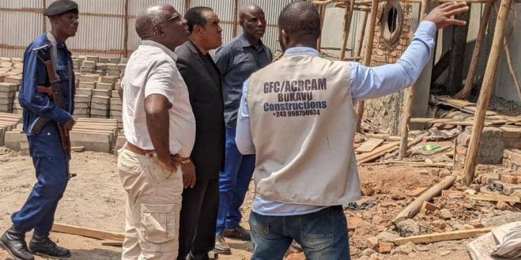 Sud-Kivu: Le Maire de la ville salue le travail de l’entreprise ACRCAM/GFC (God First Constructions) dans la ville de Bukavu 
