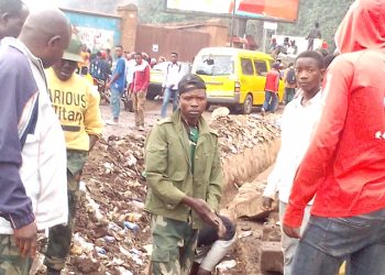 Bukavu/Assainissement : un « Salongo» conjoint entre militaires et civils