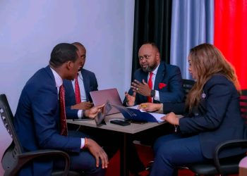 RDC : le Dr. ZIGABE Henri vous explique comment BTS SARL est une clé pour surmonter vos obstacles et devenir entrepreneur millionnaire