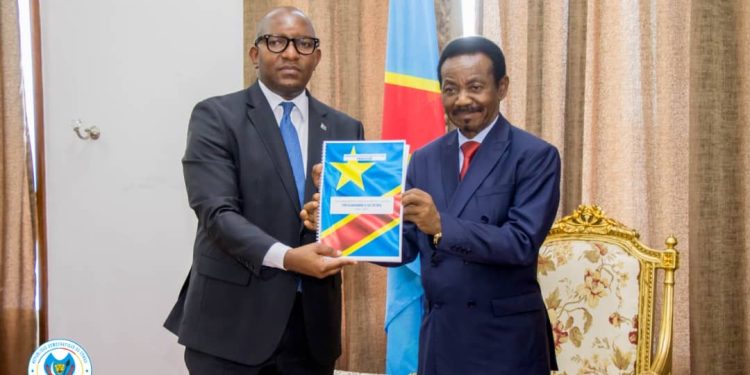 RDC : l’Assemblée nationale déclare recevable le projet de budget 2024, chiffré à 16,6 milliards USD