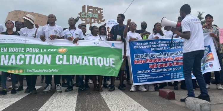 Kinshasa : le Réseau Congolais sur le Changement Climatique (RCCRDC) vient de lancer la campagne « tenez vos promesses »