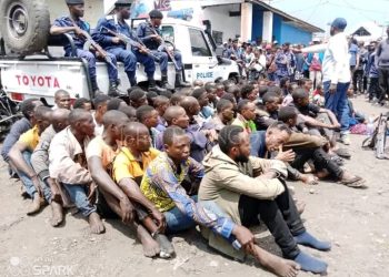 L’armée présente les présumés bandits armés à la population de la ville volcanique