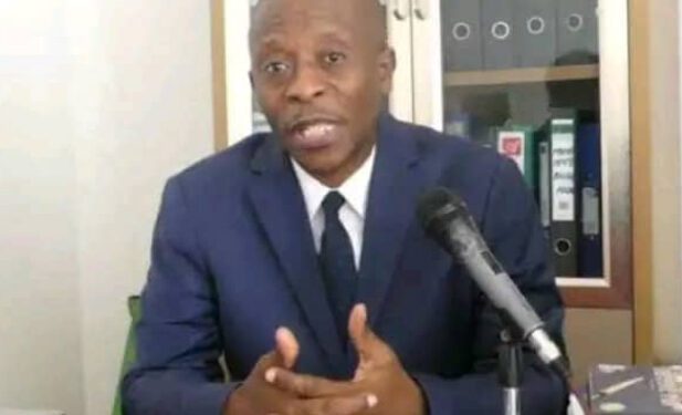Jean Claude Katende : ” Si le Président Tshisekedi ne sait pas faire fonctionner le pays avec la constitution actuelle, ce que le problème, c’est lui-même.”