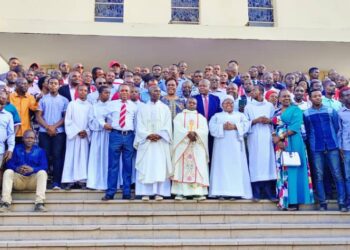 Bukavu : Une messe d’action de grâce pour la protection de Vital Kamerhe Rwakanyiginyi.