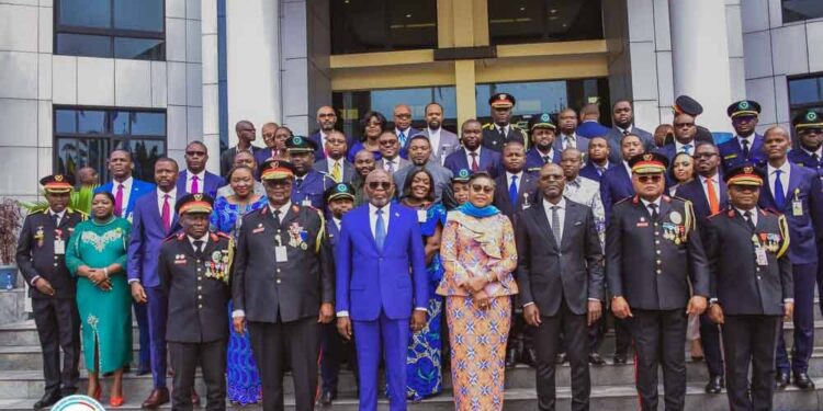 RDC : Face aux sanctions contre le pays de Paul Kagame Kamerhe éclair l’opinion