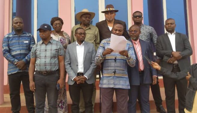 Sud-Kivu/Nomination des nouveaux membres au sein des différents services: Un délai de 48heures est accordé au gouverneur Jean Jacques Purusi pour revoir ses arrêtés( Déclaration des députés provinciaux de l’UDPS)