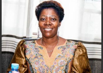 Sud-Kivu: Comme c’est fut le cas à la DPMER, Masirika Nganiza Dorothée n’a pas échappé à la même gifle Étant ministre des finances, une deuxième révocation