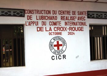 Sud-Kivu : Le Centre de santé Lubichako construit par le CICR a été officiellement remis à la communauté (Fizi).