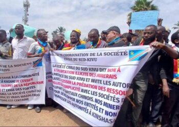 Exploitation illégale des minerais  : la société civile se révolte et exige des explications claire sur l’argent et lingots d’or saisi de main de chinois au Sud-kivu