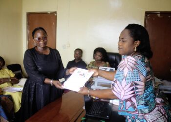 Sud-Kivu : la Santé menstruelle doit être à l’ordre du jour pour améliorer le bien-être des filles et femmes dans la communauté (Uwezo Afrika)