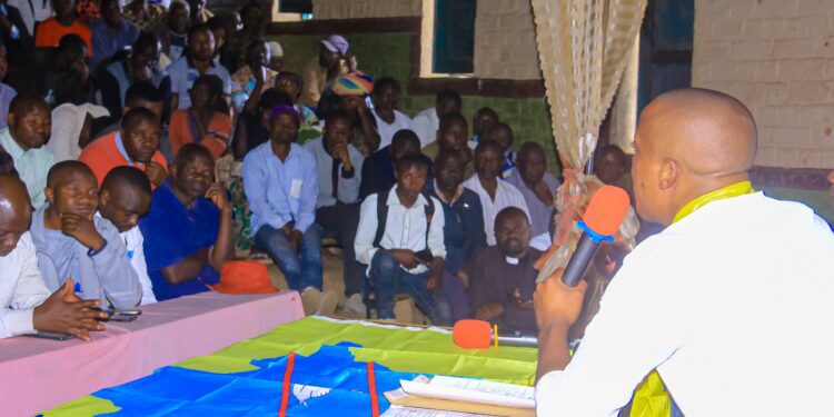 Lubero : Me Muhindo Mulumbi Jackson à l’écoute des préoccupations de la population