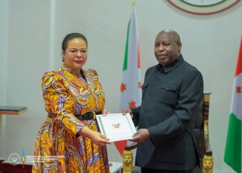 RDC: Thérèse Kayikwamba Wagner en visite au Burundi : un message de solidarité du Président Tshisekedi