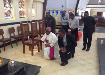 Sud kivu: Monseigneur Édouard Sinayobye de Cyangugu, au Rwanda rend Visite à Mgr Maroy à Bukavu