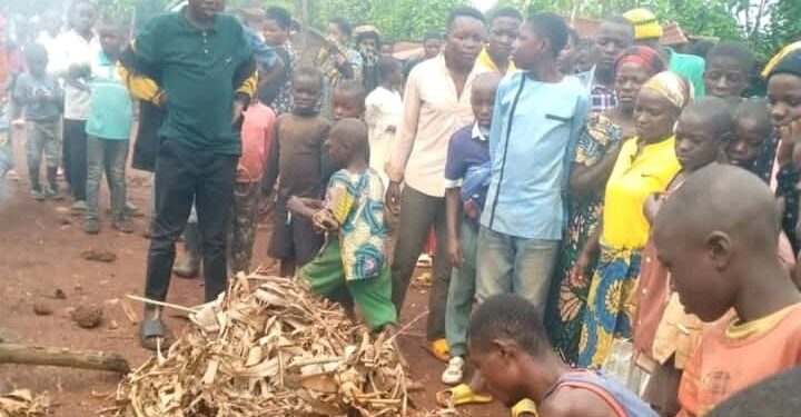 Sud Kivu : Justice Populaire à Kabare, deux présumés voleurs lâchement tués et brûlés par la Population à Mumosho