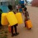 Bukavu : Les bénéficiaires de l’eau de l’association Mama Amka appellent la REGIDESO au bon sens