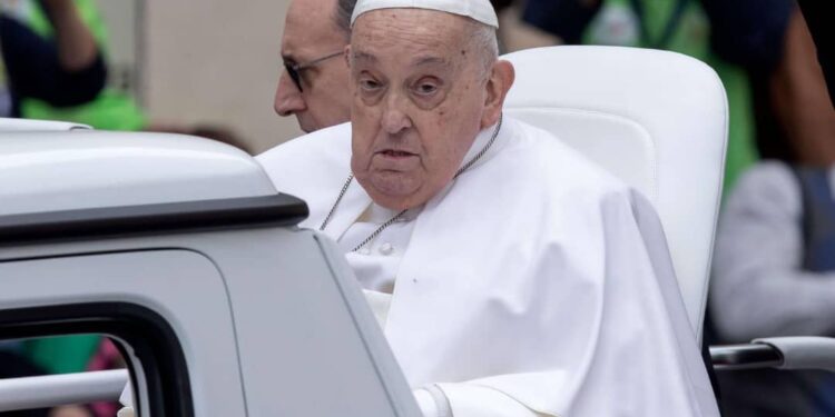 Vatican : Le pape François est mort, annonce le Vatican