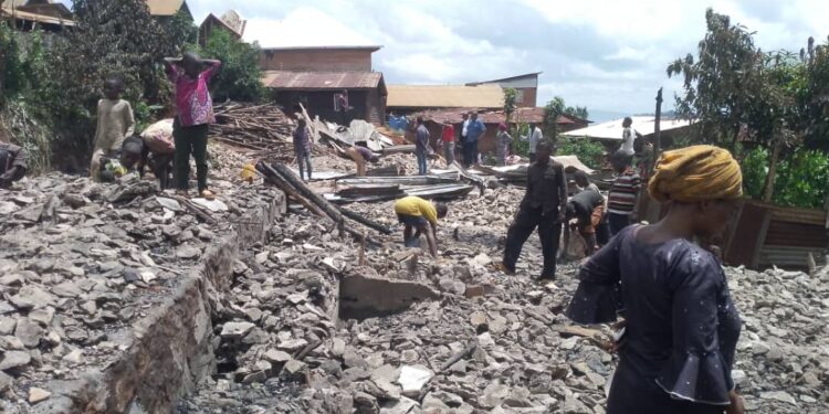 Kabare : 5 Maisons prennent feu dans deux villages de Mudusa , des biens importants Consumés