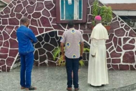 RDC : Vol de statues de la Vierge Marie, Mgr Tsimba appelle au respect des lieux saints