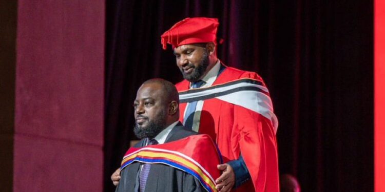 Another One/ Zoe Kabila décroche un Master en Administration des Affaires