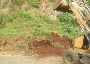Assainissement à Bukavu : Le Maire de la ville sous l’AFC-M23 appelle les habitants à s’approprier les travaux Communautaires hebdomadaires