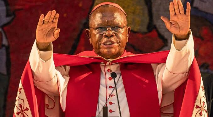 Cardinal Ambongo : “Je retourne à Kinshasa, la lutte ne s’arrête pas
